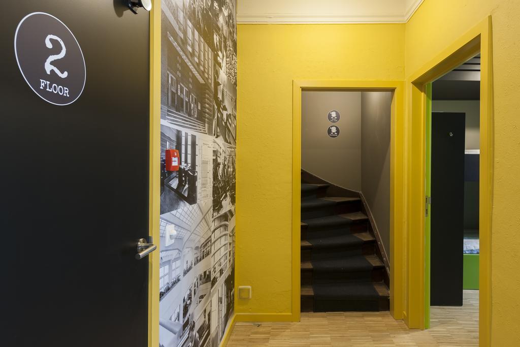 Backstay Hostel เกนต์ ภายนอก รูปภาพ