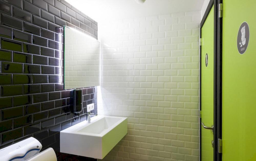 Backstay Hostel เกนต์ ภายนอก รูปภาพ